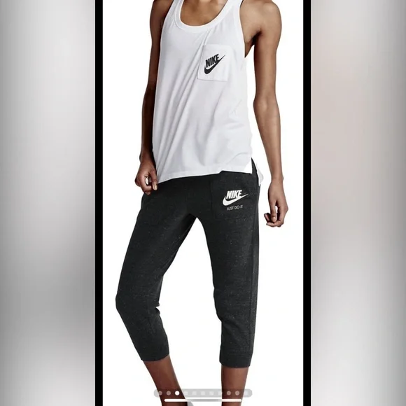 Nike Plus Vintage Capri Pants - Picture 5 of 8